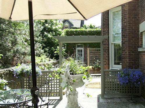 Hotel Belvedere Kingston Bagian luar foto